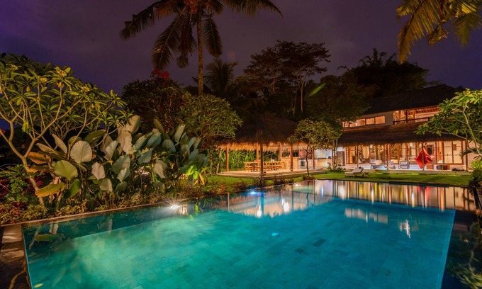 Gianyar Villa | UBUD JUNGLE RICE FIELD VILLA POR FAMOSO DISEÑADOR