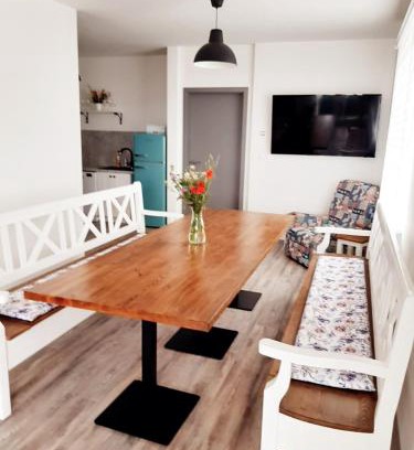 Velky Meder Apartamento | Ubytování Valentovi