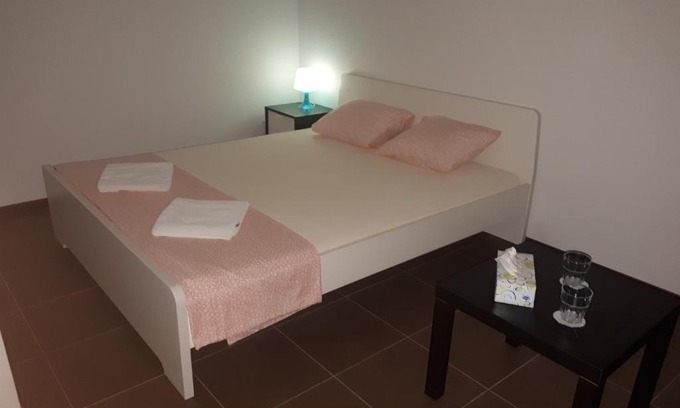 Ruzinov Apartamento | Ubytovanie - súkromie v meste (2)