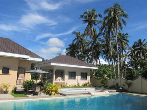 Libertad Complejo | Ucoy Beach Resort