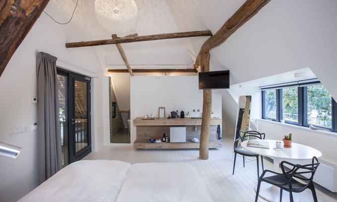 Heerenveen Casa | Uitgerust voor zaken