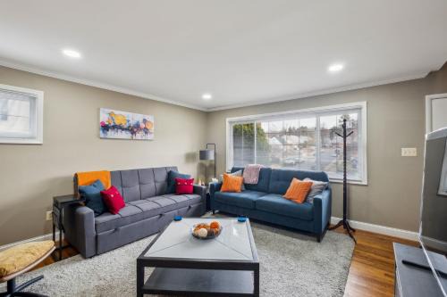 Seminary Hill Casa | Uline Hospitality home