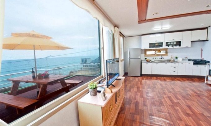 Uljin Casa | Uljin Saeparanggil Pension
