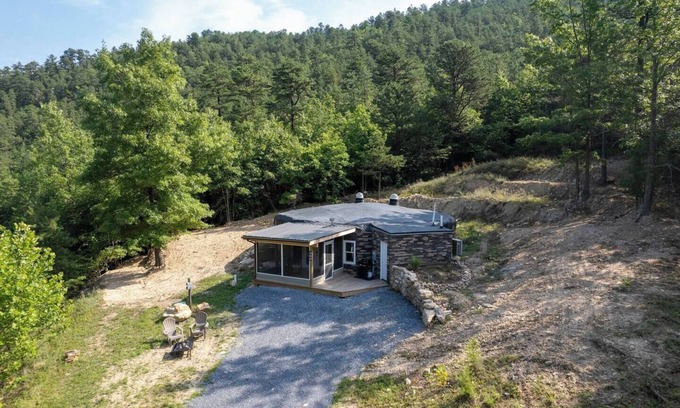 Stanley Apartamento | Ultimate Adults-Only Romantic Hideaway | Seclusion, Hot Tub & Views