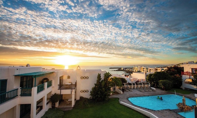 Mykonos Apartamento | Ultimate Coastal Escape | Patio & Resort Perks