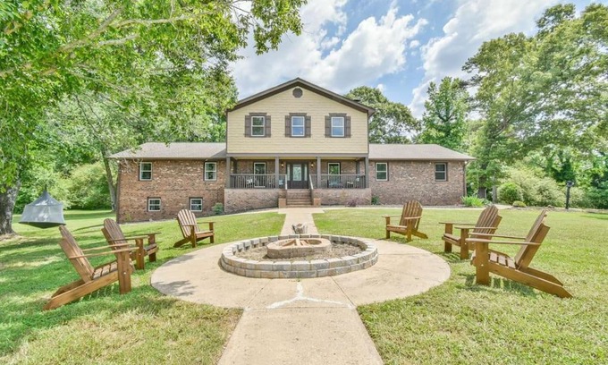 Gainesville Casa | Ultimate Vacation Resort Horse Ranch Farm