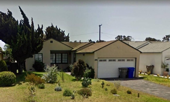 Port Hueneme Casa | Ultra Clean Comfortable Beach Village - Entire House