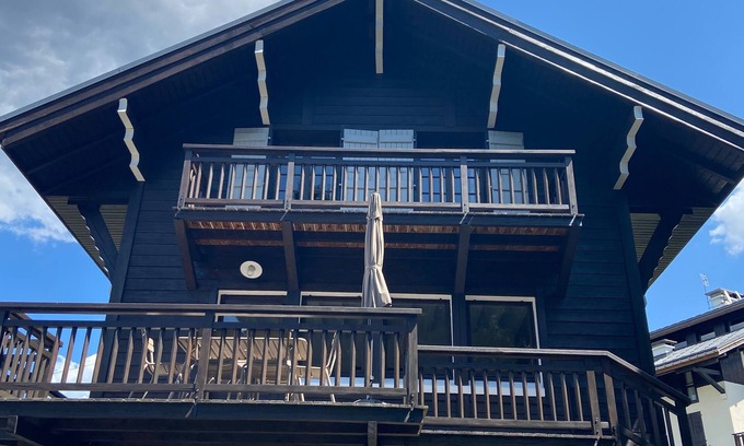 Megeve Chalet De Esquí | Ultra acogedor y remontes a 8 minutos. Todo se hará a pie y en esquís.