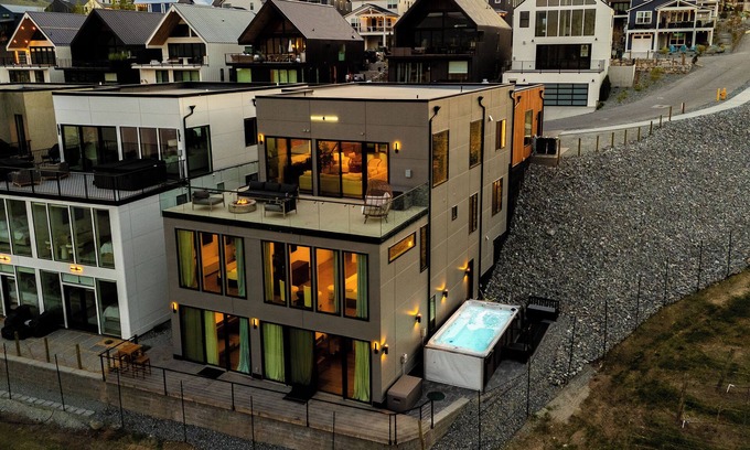Chelan Villa | Ultra Luxury Chelan Lake House w/ Sauna, Steam Room, Cold Plunge, and Hot Tub