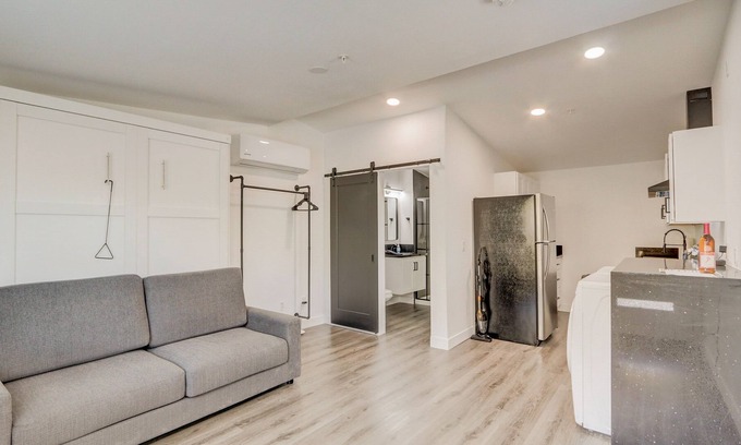 Beverly Green Apartamento | ULTRA LUXURY STUDIO 2 BLOCKS OFF LAS VEGAS BLVD
