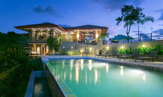 Valle Pura Vida Villa | Ultra lujo con vistas panorámicas, piscina infinita privada y paraíso de la naturaleza