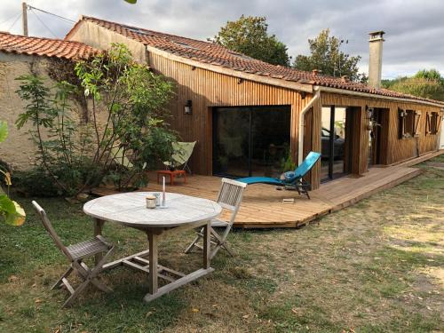 Saint-Laurent-de-Medoc Casa | Uluwatu - cottage cosy