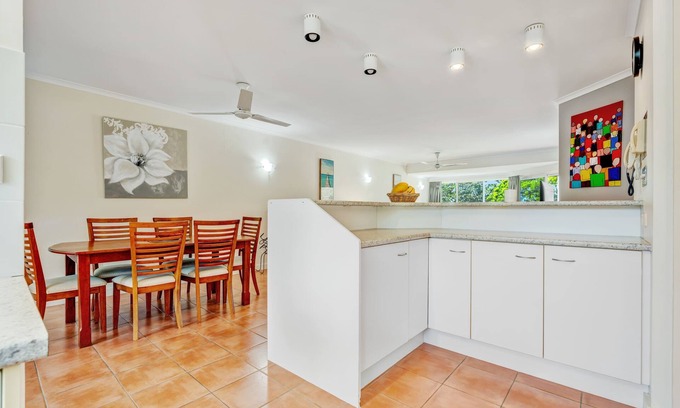 Wongaling Beach Apartamento | Ulysses 10 Summary: *