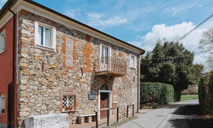 Sarzana Casa | Un Angelo Alla Mia Tavola
