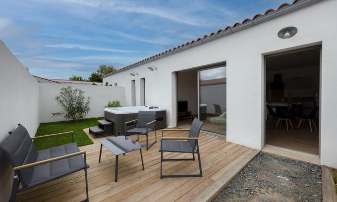 Marsilly Casa | Un cocon climatisé avec jacuzzi