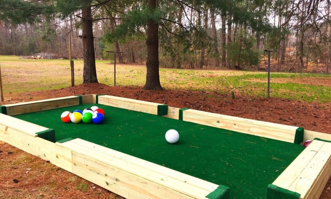 Spring Grove Casa | Uncle Bill's Lodge & Soccer Pool Showdown