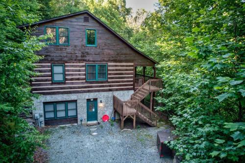 Boone Casa | Uncle Johns Cabin