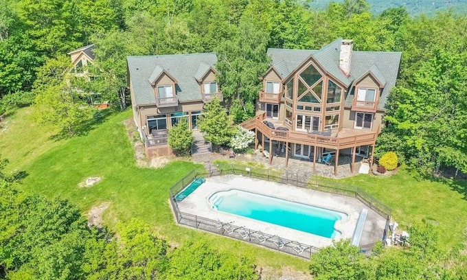 Mountainside Casa | Under the Stars: Private Indoor & Outdoor Pools, 2 Hot Tubs, & BIG Lake Views