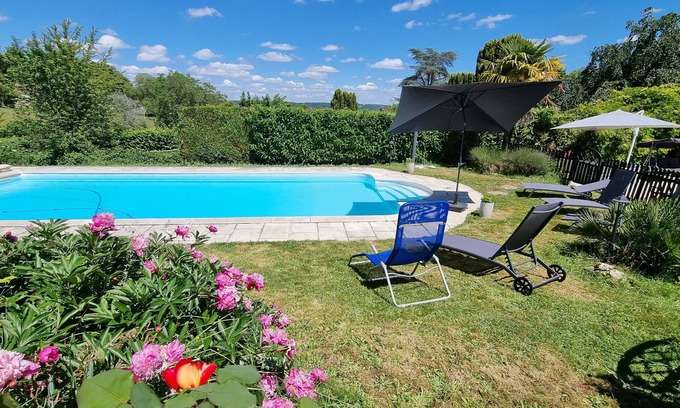 Saint-Pierre-de-Bailleul Casa | Unforgettable family vacations: Heated swimming pool, Large garden, Cinema, Spa