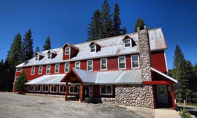 La Porte Hotel | Centro de Retiros del Hotel Histórico La Porte: Reuniones Familiares, Bodas de Destino