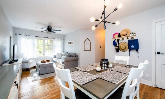 New Buffalo Casa | Union Pier Charmer Close To Association Beach and Downtown!