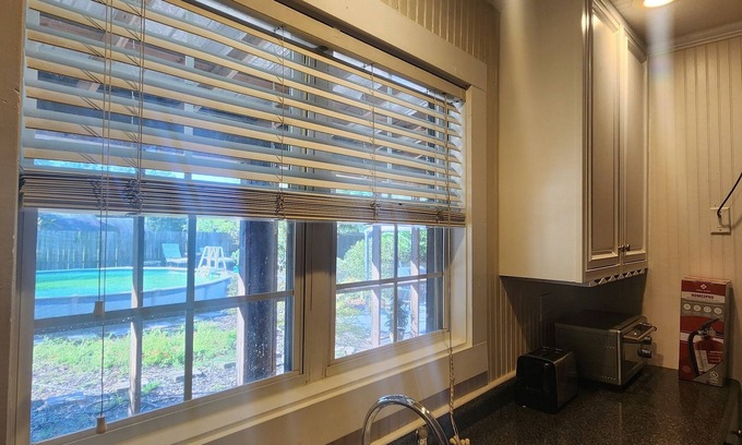 Waveland Casa | Unique 3 B/R home near Beach, w/ separate guest unit, courtyard, pool, pets ok.