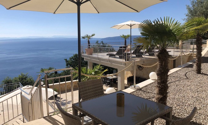 Medveja Apartamento | Vista panorámica única de 180 grados de la bahía de Kvarner