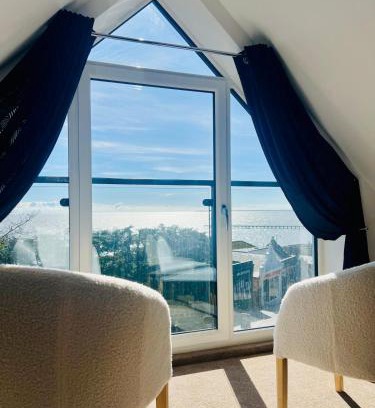 Felixstowe Apartamento | Unique Apartment with Stunning Views 2B