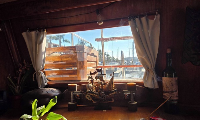 Marina del Rey Alquiler De Eote | Unique Boat Experience in Marina Del Rey(5 min from beach)