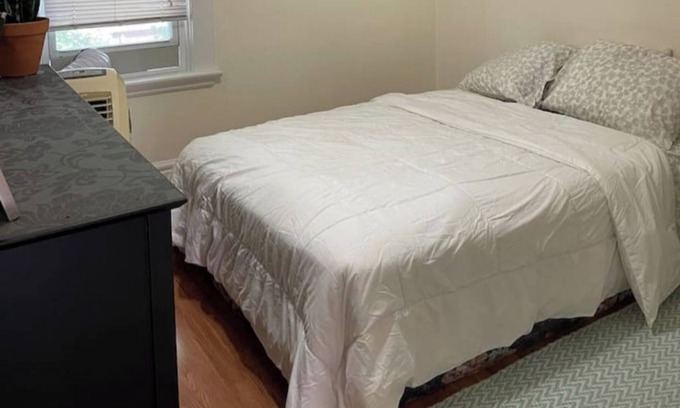 London Casa | Unique Boho Unit Close to Downtown