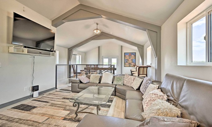 Cornville Cabaña | Unique Cornville Retreat w/ Game Room & Deck!