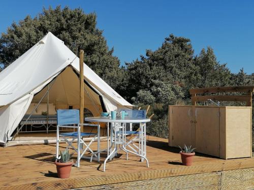 Iraklides Otro | Unique Glamping Suite