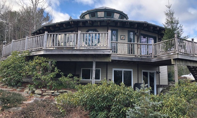 Trenton Casa | Unique home near Acadia with beautifully landscaped gardens!