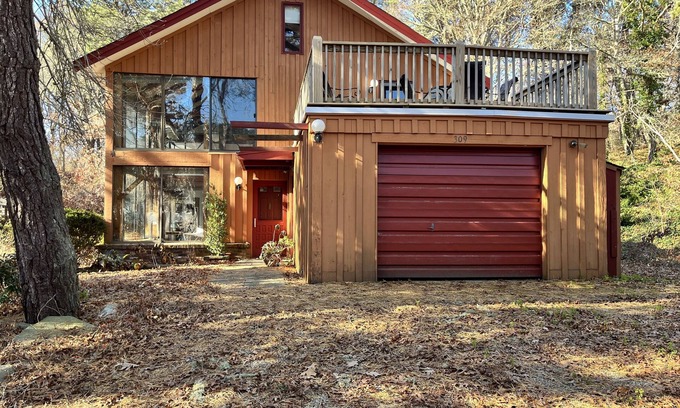 West Hyannisport Casa | Unique house located in Craigville Village, close to beach