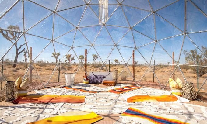 Yucca Valley Casa | Wild Wolf Ranch: Eclectic Hacienda, Joshua Tree exuberante 9 acres