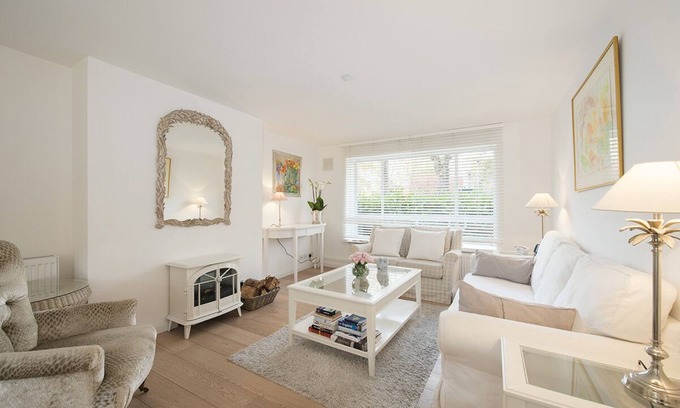 Holland Park Apartamento | Ubicación única: apartamento en planta baja tranquilo, limpio, luminoso y espacioso