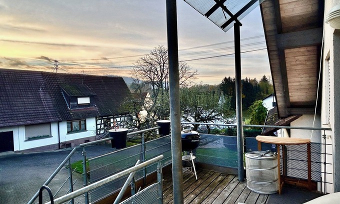 Rammersweier Apartamento | Unique loft-maisonette apartment with valley view (Europapark + Baden-Baden)