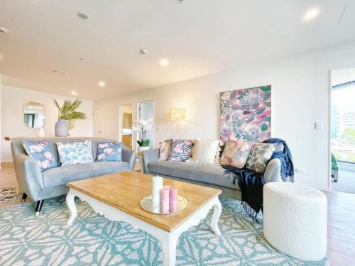 Newton Apartamento | Unique Luxury Incredible SkyTower & Park View - Free Parking