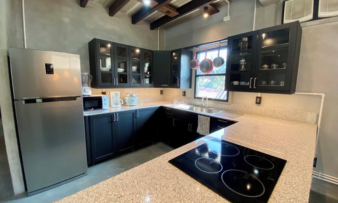 Luang Prabang Casa | Unique & Modern, Huge Kitchen, Great for Long Stays