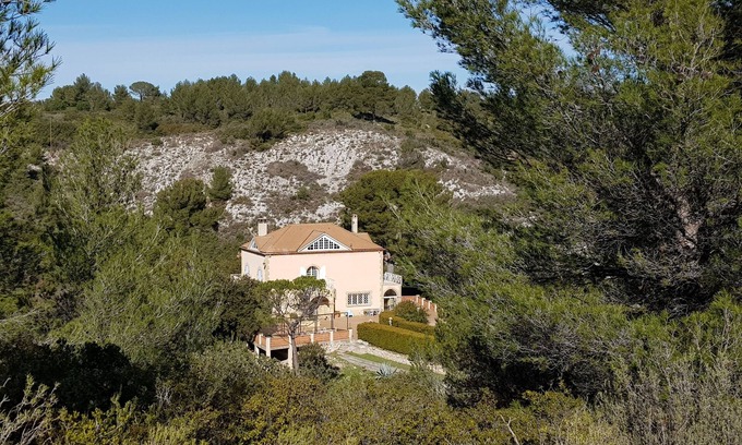 Septemes-les-Vallons Villa | Único: Manor + casa del cuidador con piscina entre Aix y Marsella