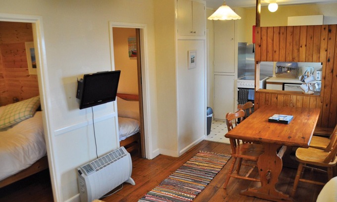 Berrynarbor Cabina | 2 bedroom accommodation in Berrynarbor, Ilfracombe