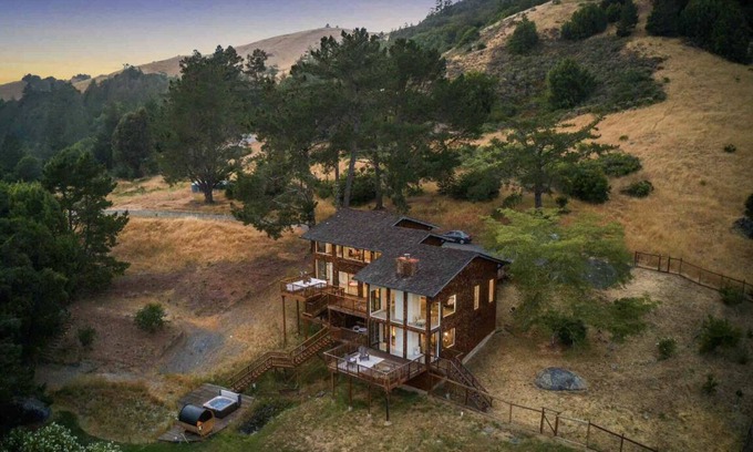 Nicasio Casa | Unique private access studio with outdoor spa in paradise.