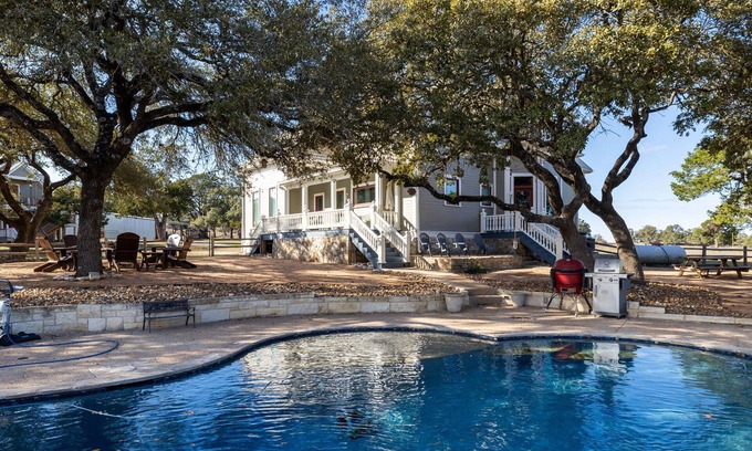 Dripping Springs Casa | Unique Victorian Estate | Pets Welcome | Pool | BBQ | Picnic | Privacy