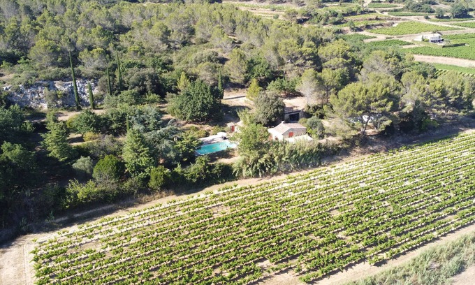 Bagnols-sur-Ceze Otro | Unique view of Caesar's camp & vineyards - 2 Mazets on a hill -