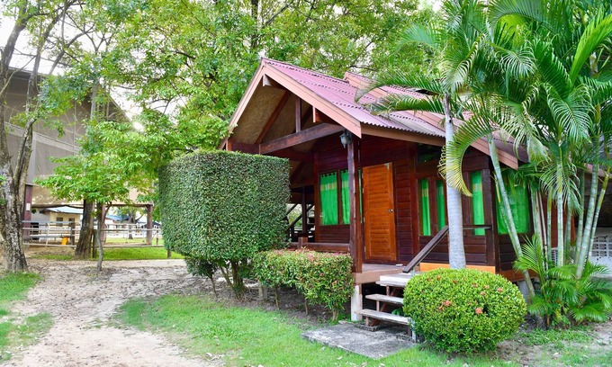 Ongkharak Cabina | Unique Wooden Cabin
