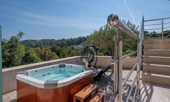 Rogac Villa | **** Villa de lujo con jacuzzi exterior ****