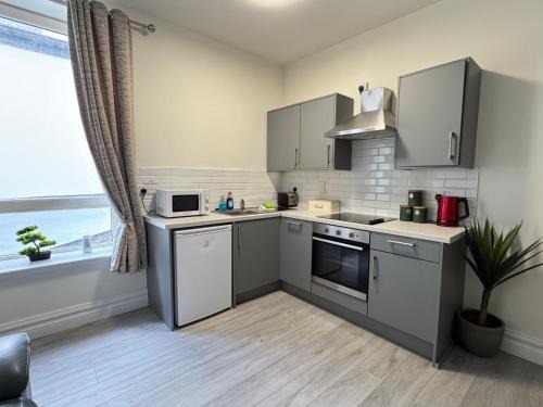 Cobh Apartamento | Unit 1 Island View Apartments - Town Centre Walk To Everything