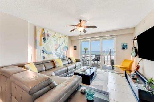 Ocean View Halifax Estates Apartamento | Unit 203 Aruba - 3 Bedroom Ocean Front