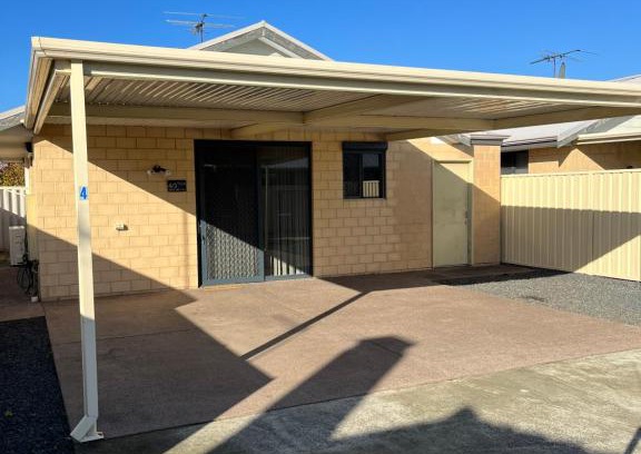 Carey Park Casa | Unit 4 3 Mouarn St Carey Park