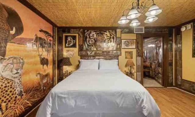 Liberty Hill Casa | Unit 5 2-Bedroom Boho Unit by San Gabriel River